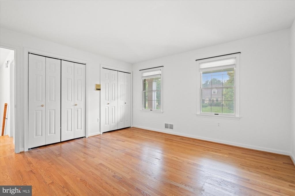 9601 Persimmon Tree Road - Photo 27