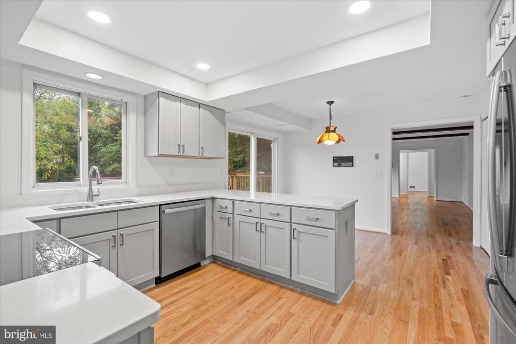 9601 Persimmon Tree Road - Photo 12
