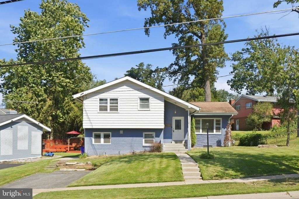 11317 College View Drive - Photo 0