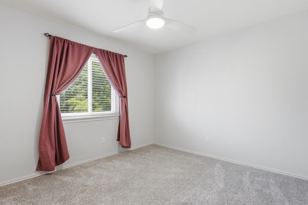 2913 Wavecrest Blvd - Photo 18