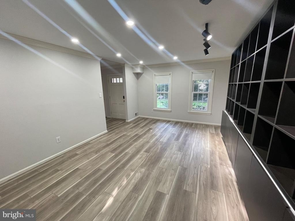 9609 Barkston Court - Photo 5