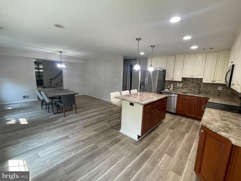 9609 Barkston Court - Photo 38
