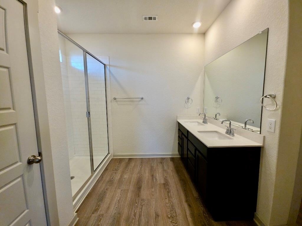 14301 Mcarthur Dr - Photo 13