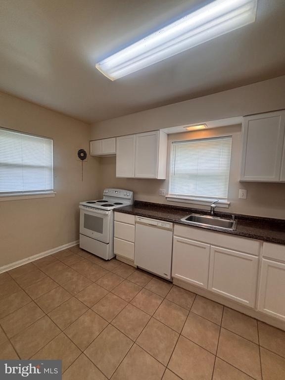 11203 Dodson Lane - Photo 2