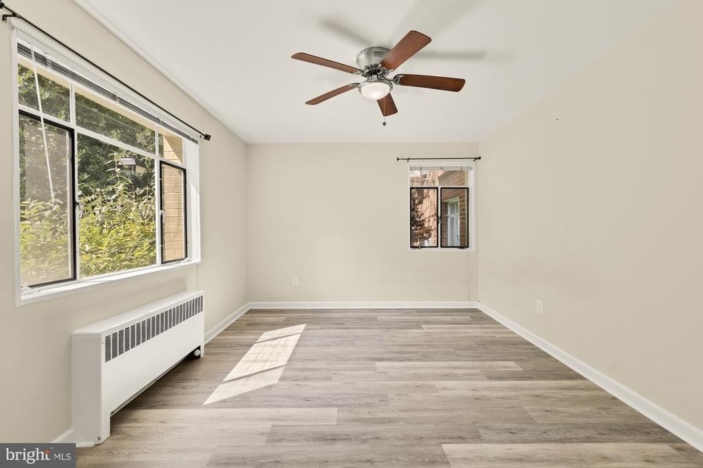 10413 Montrose Avenue - Photo 13