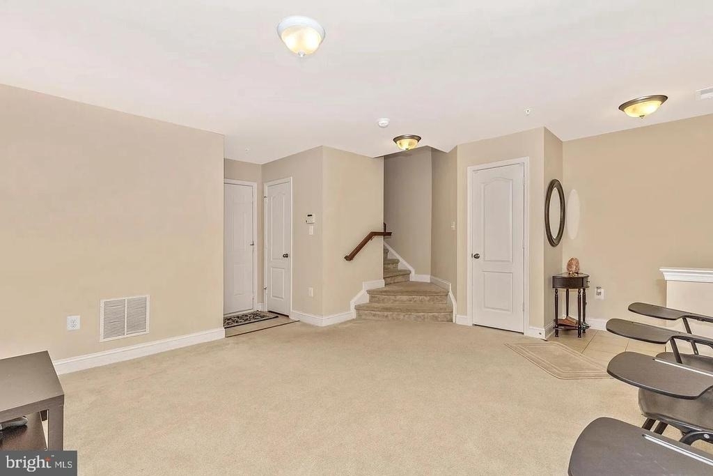 11882 Country Squire Way - Photo 35