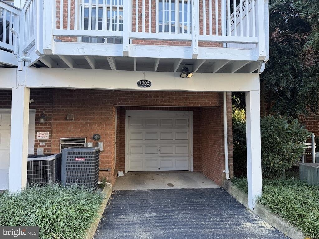 1303 Cameron Hill Court - Photo 35