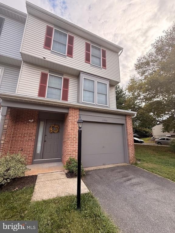17901 Cottonwood Terrace - Photo 26