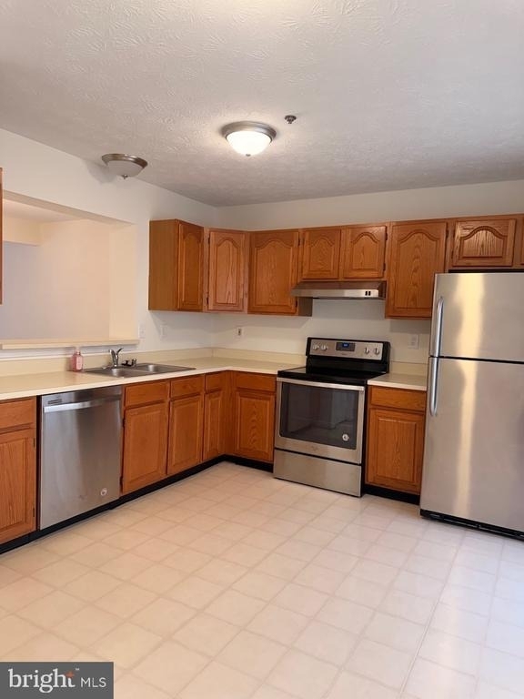 17901 Cottonwood Terrace - Photo 8