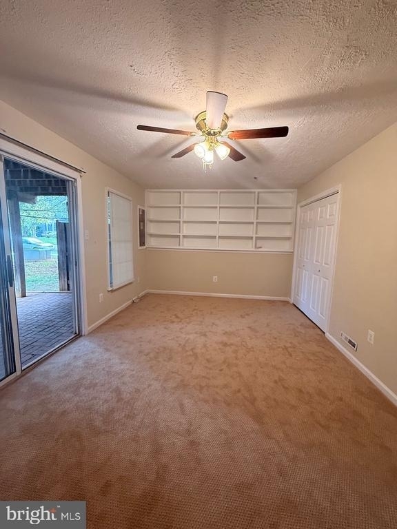 17901 Cottonwood Terrace - Photo 4