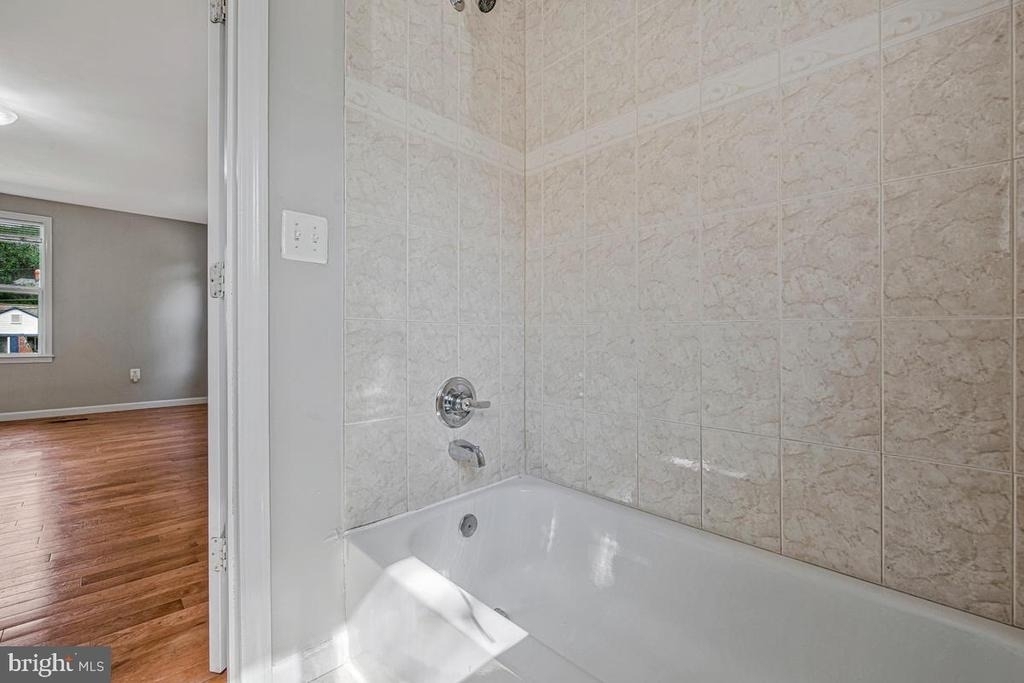 2507 Weisman Road - Photo 28