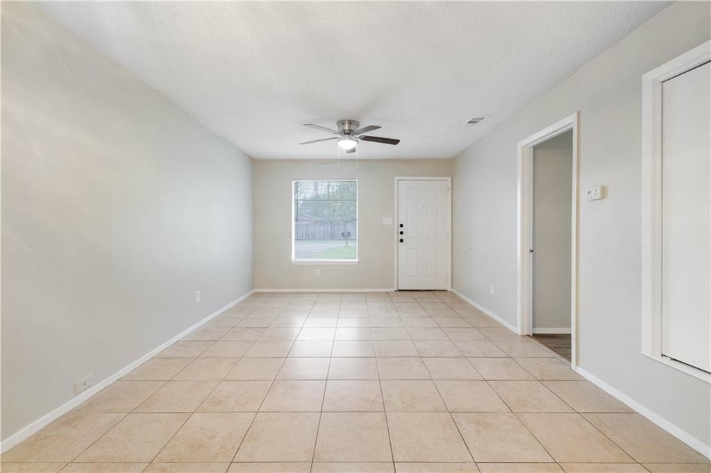 806 Judy Dr - Photo 3