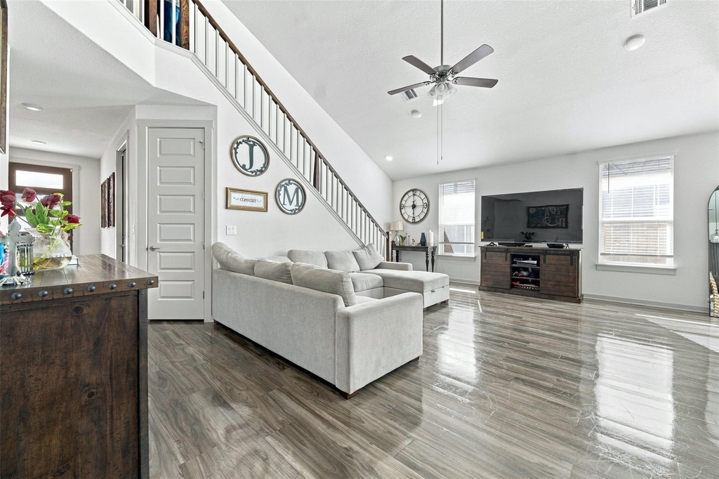 2405 Gabriels Horn Rd - Photo 12