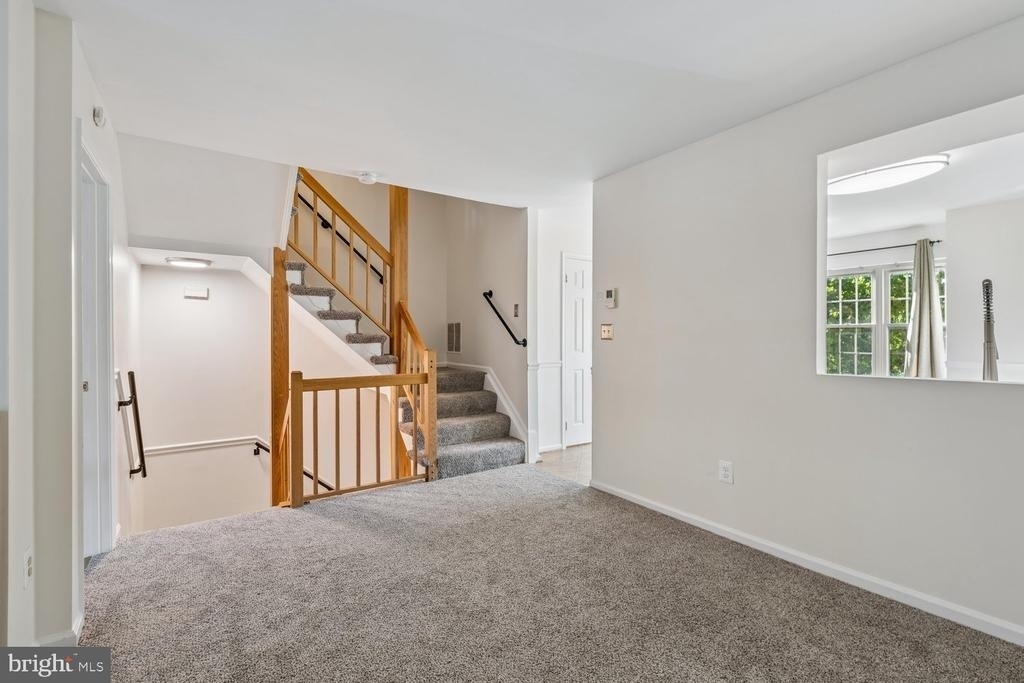 9632 Hadleigh Court - Photo 49