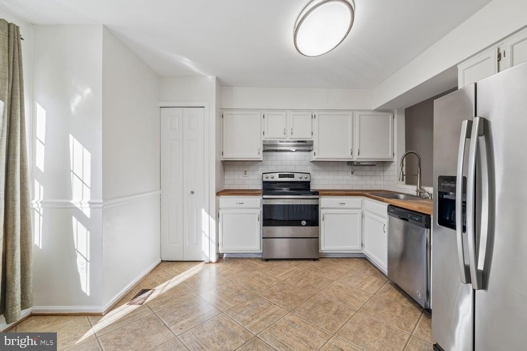 9632 Hadleigh Court - Photo 41