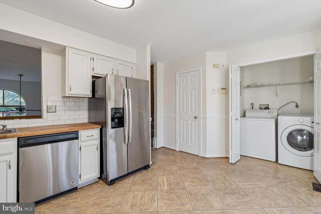 9632 Hadleigh Court - Photo 13