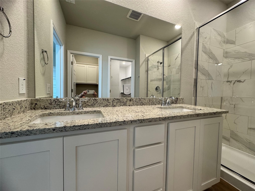 131 Schrader Dr - Photo 17