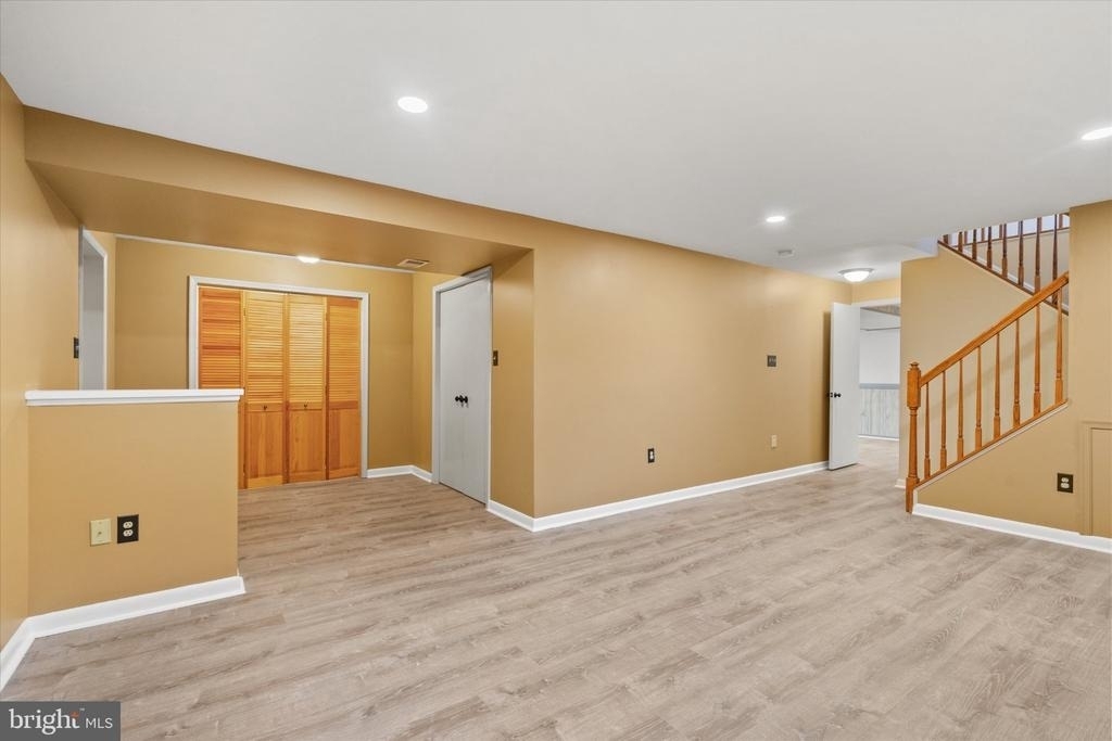 841 Briar Court - Photo 15