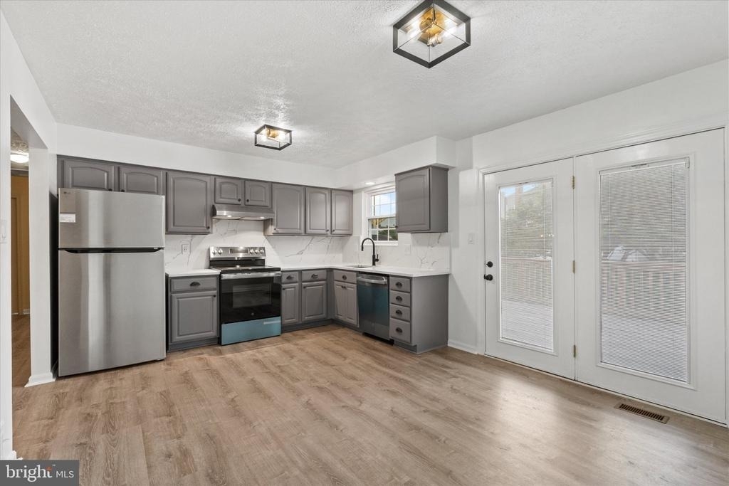 841 Briar Court - Photo 7