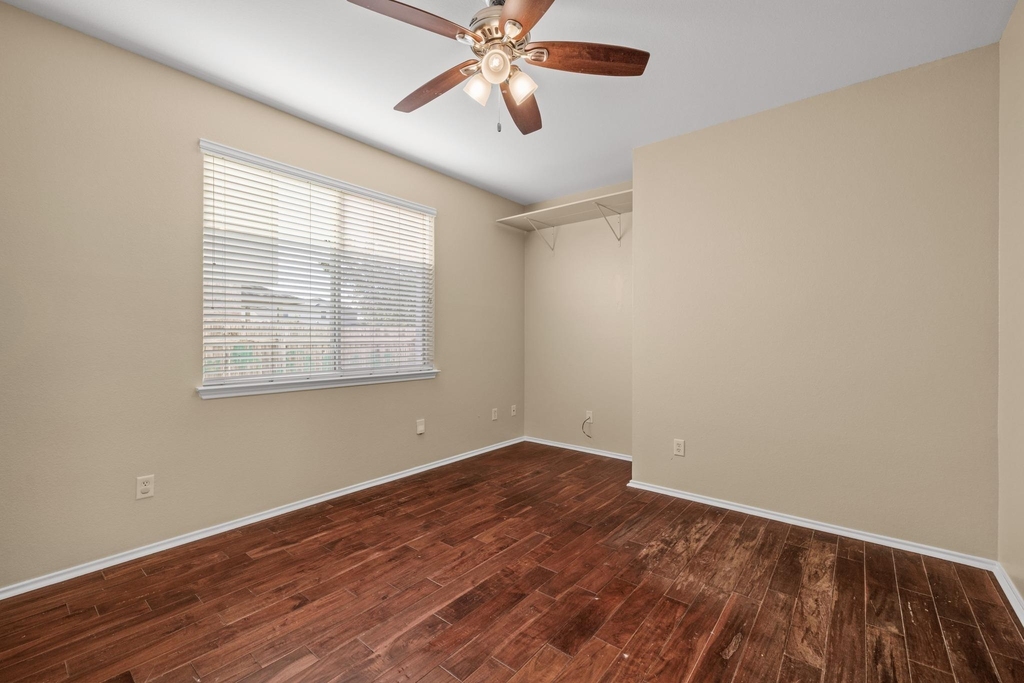1142 Stone Forest Trl - Photo 13