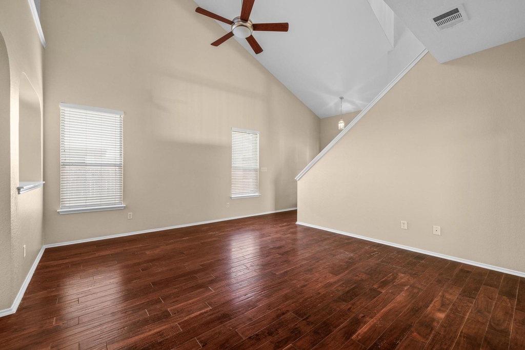 1142 Stone Forest Trl - Photo 4