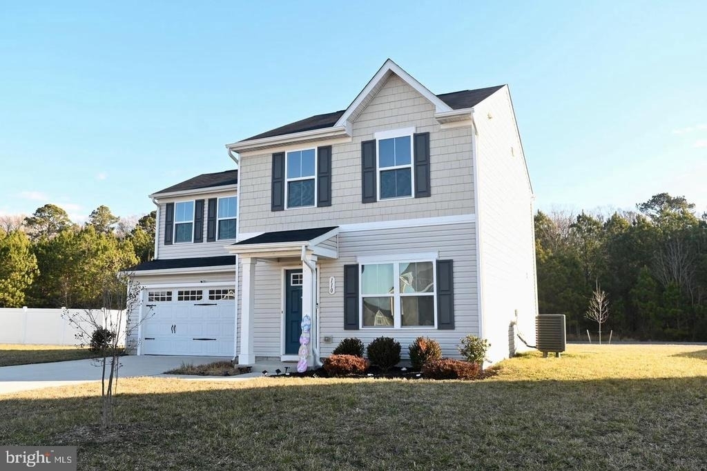 110 Mariners Way - Photo 0