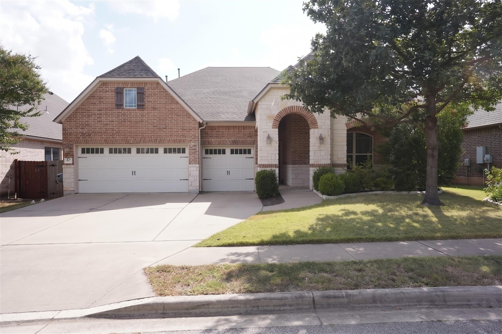 104 Azimuth Dr - Photo 0