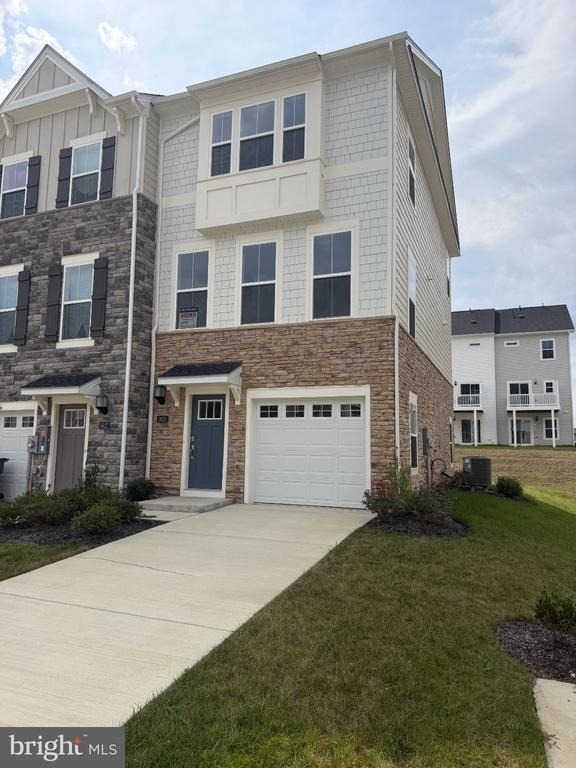 5625 Ludlow Place - Photo 0