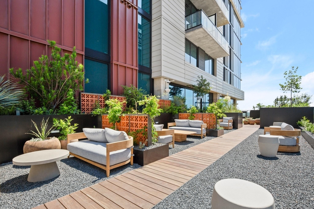 84 East Ave - Photo 22