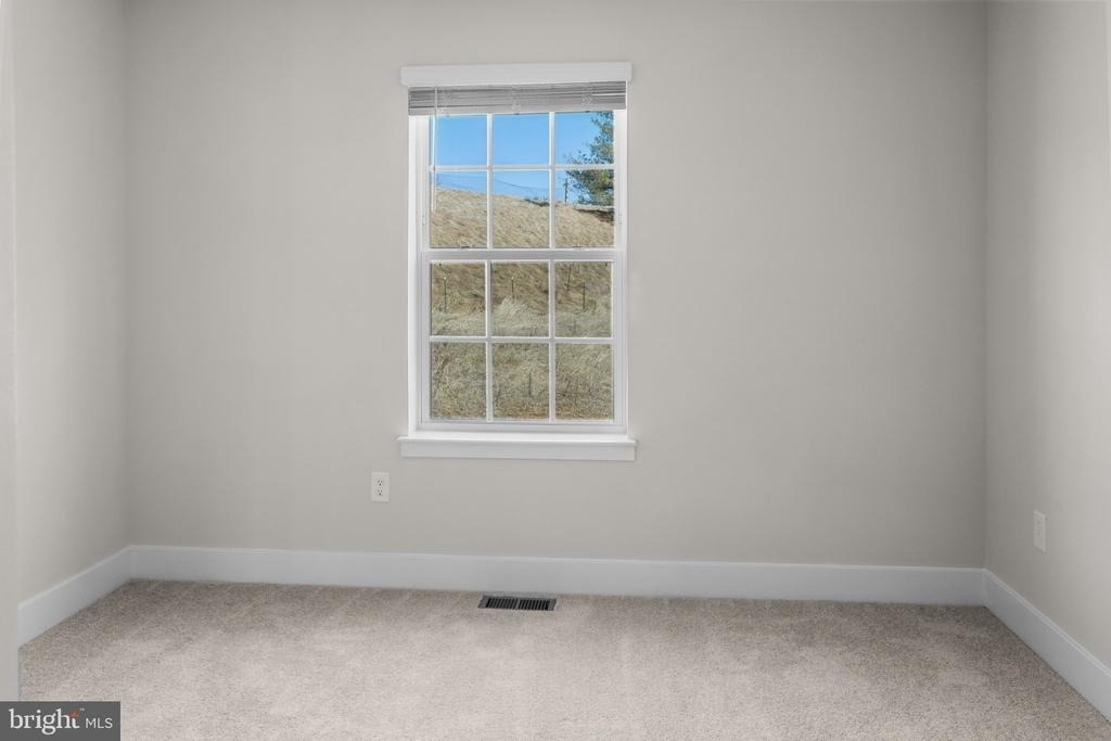 1727 Water Crossing - Photo 32