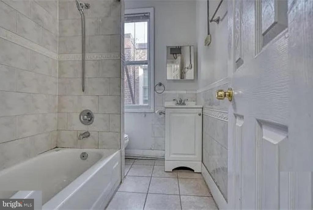 748 Reservoir Street - Photo 3