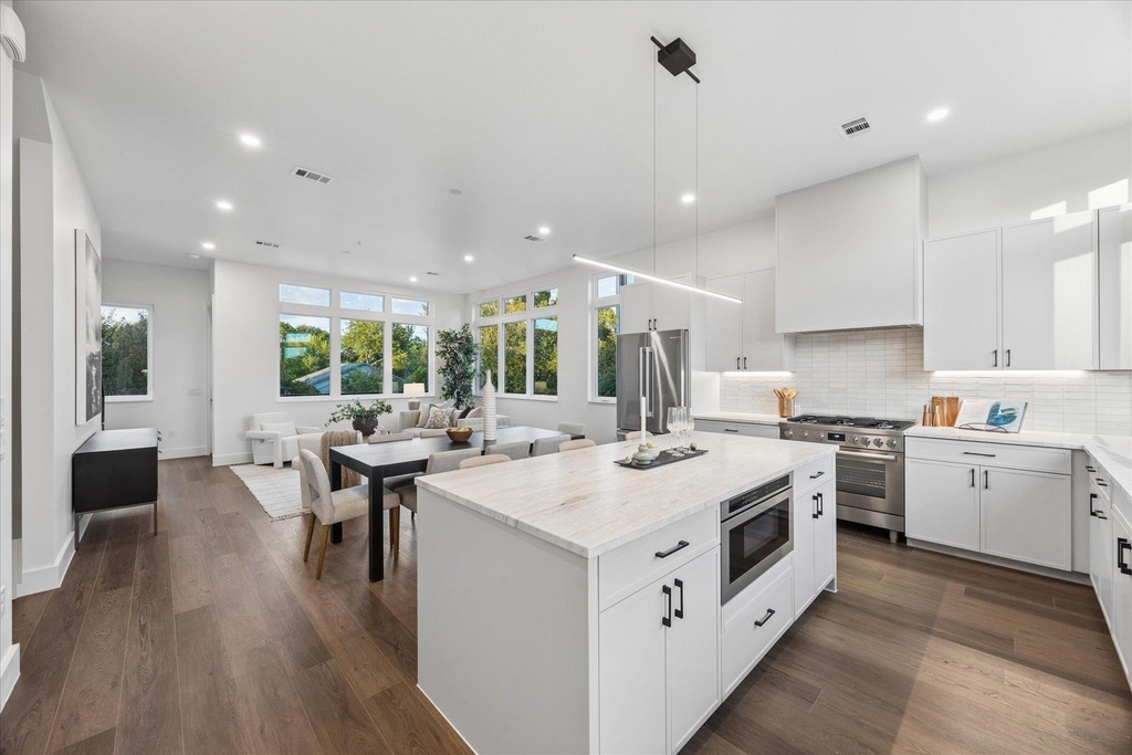 4101 Menchaca Rd - Photo 9