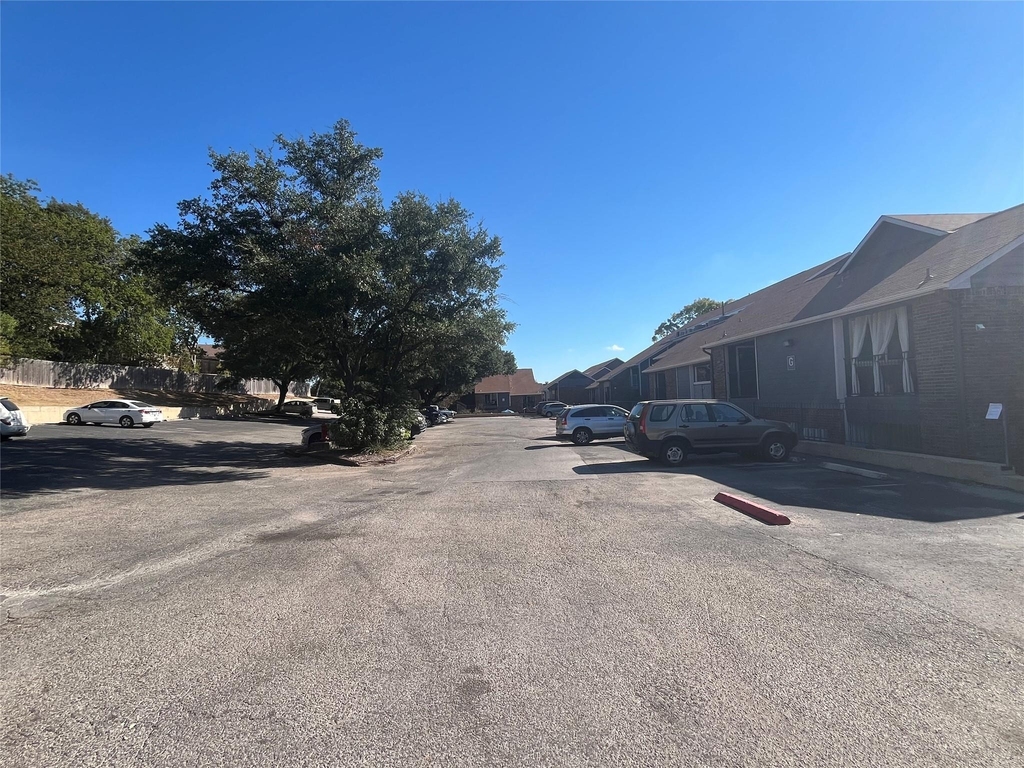 1840 Burton Dr - Photo 17