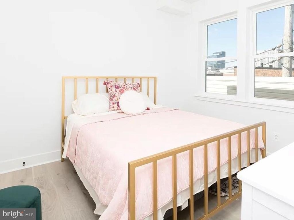 1719 Eastern Avenue - Photo 3