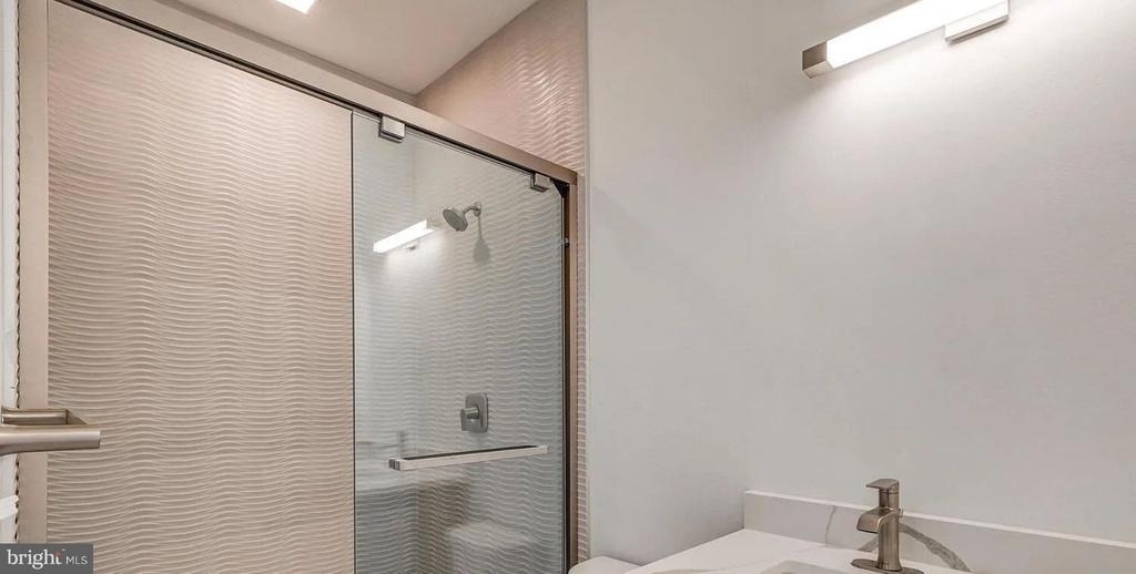 421 S Broadway - Photo 10