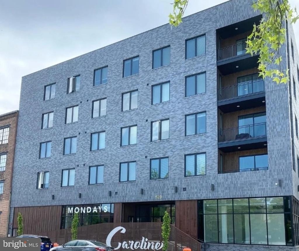520 S Caroline Street - Photo 18