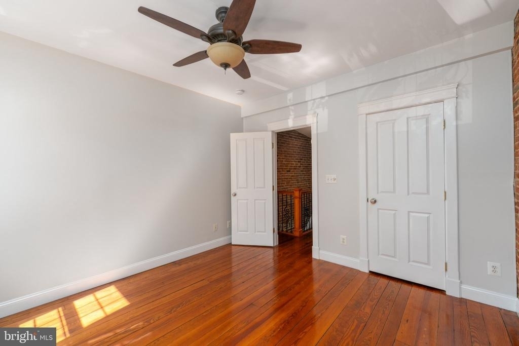 2224 Bank Street - Photo 14