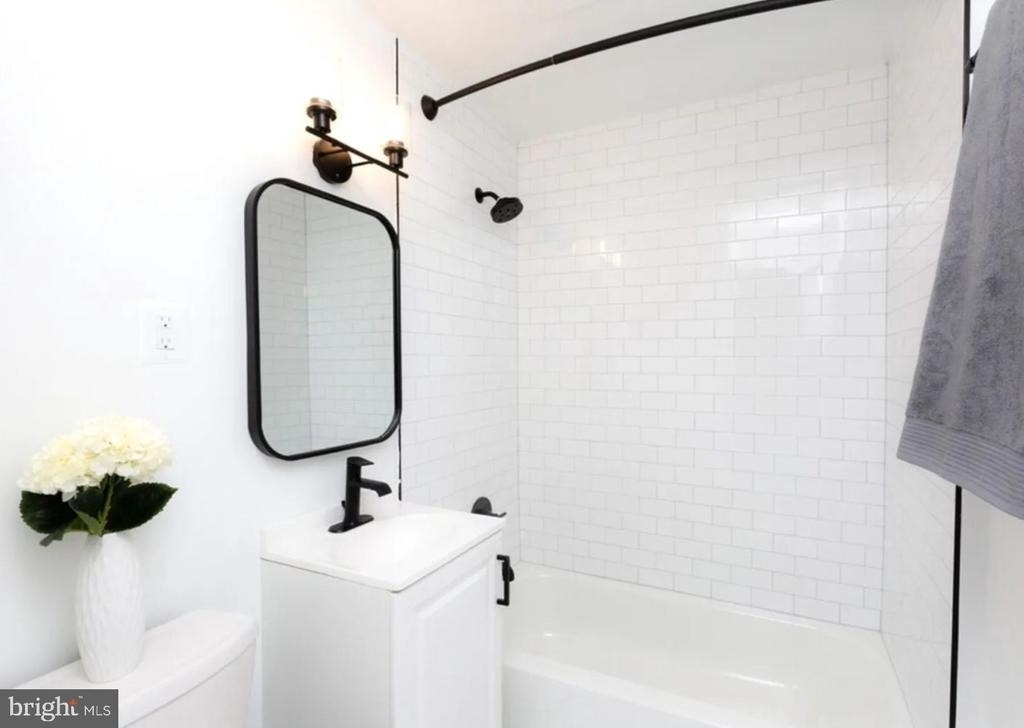 610 Cathedral Street - Photo 6