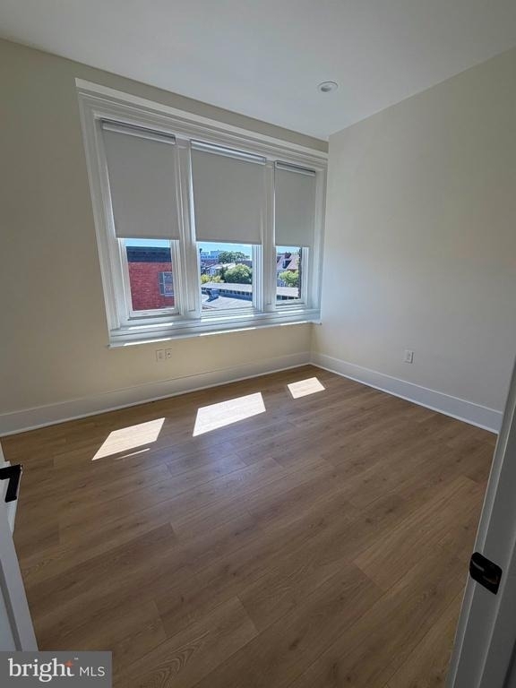 631 S Broadway - Photo 7