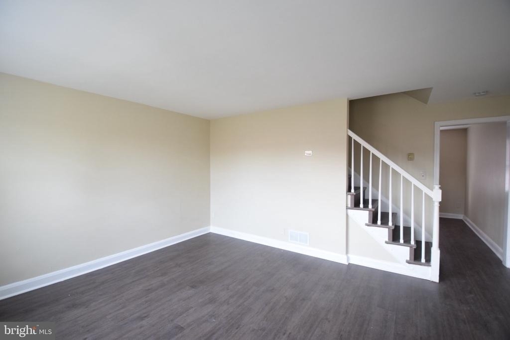 724 S Woodington Road - Photo 1