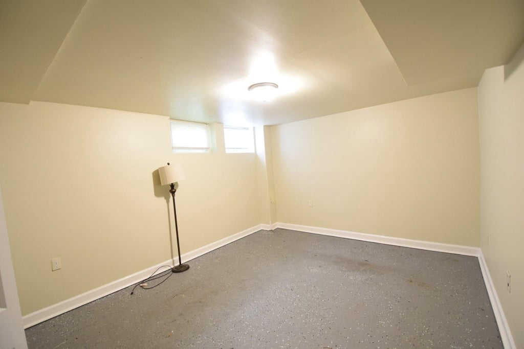 724 S Woodington Road - Photo 9