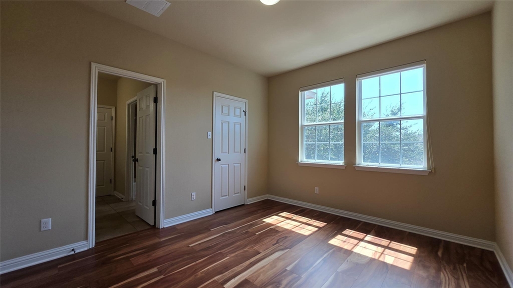 11804 Quintana Cv - Photo 19