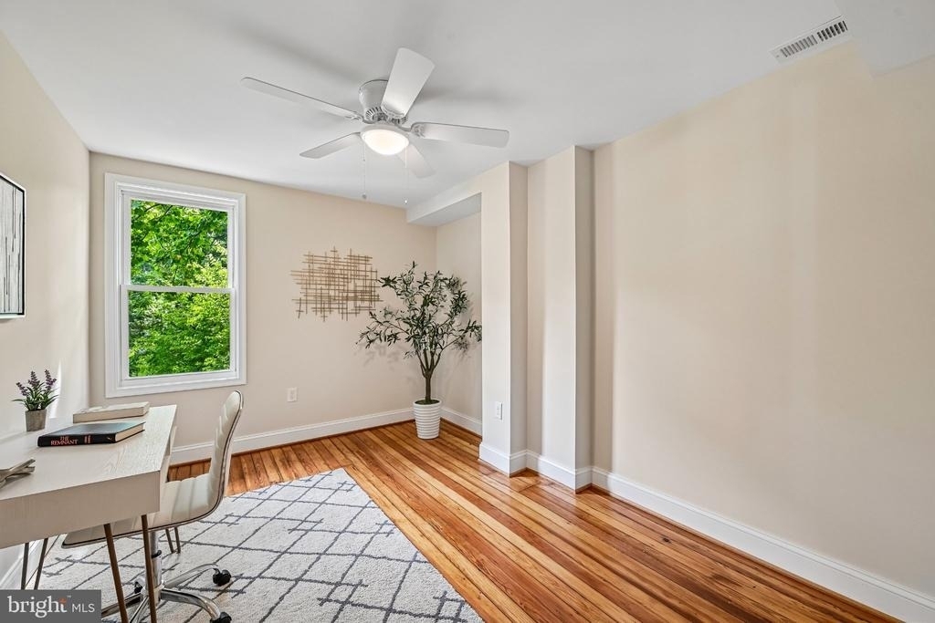5714 Rusk Avenue - Photo 11