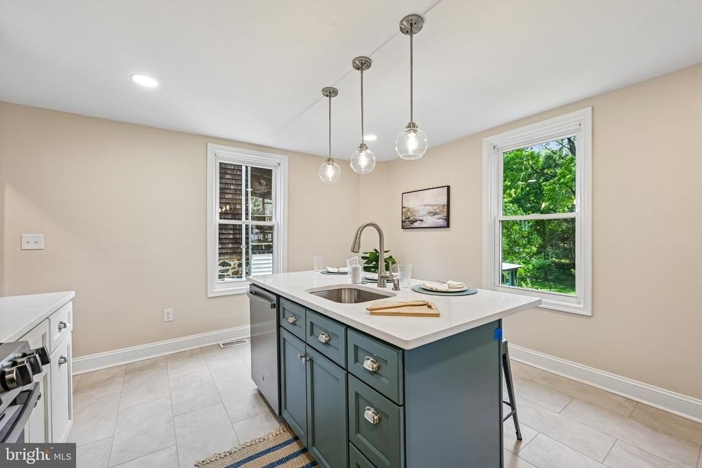 5714 Rusk Avenue - Photo 8