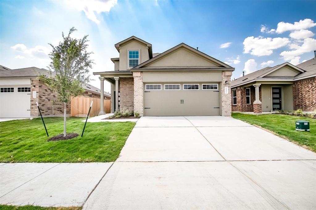 232 Canley Loop - Photo 0
