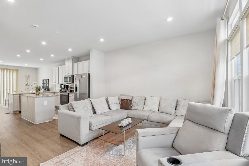 158 Woodgate Circle - Photo 18