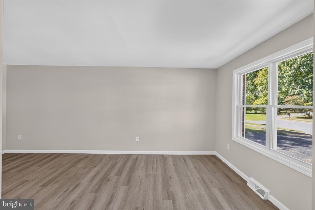 5 Firethorn Court - Photo 6