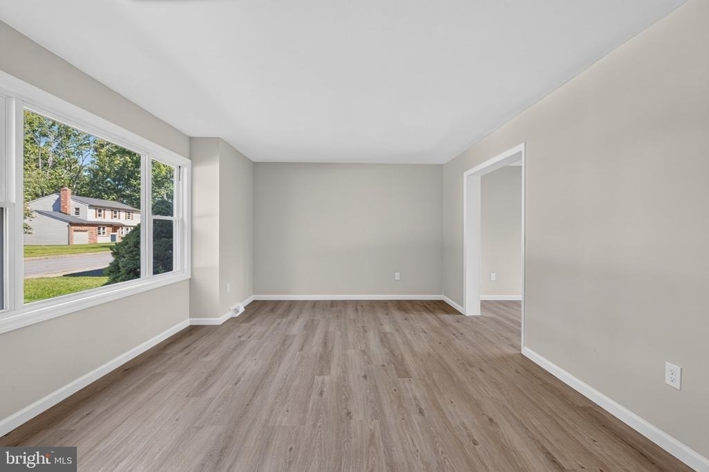 5 Firethorn Court - Photo 8