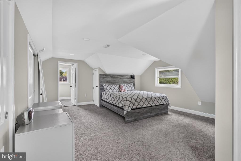 109 E 40th Street - Photo 42