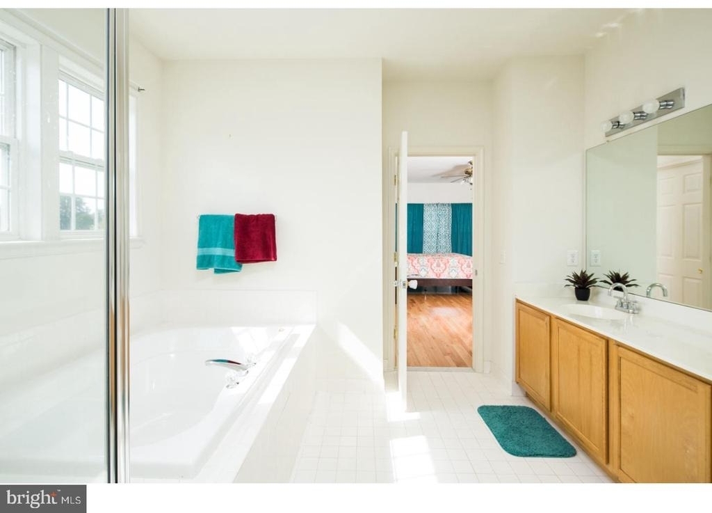 33 Hempstead Drive - Photo 12